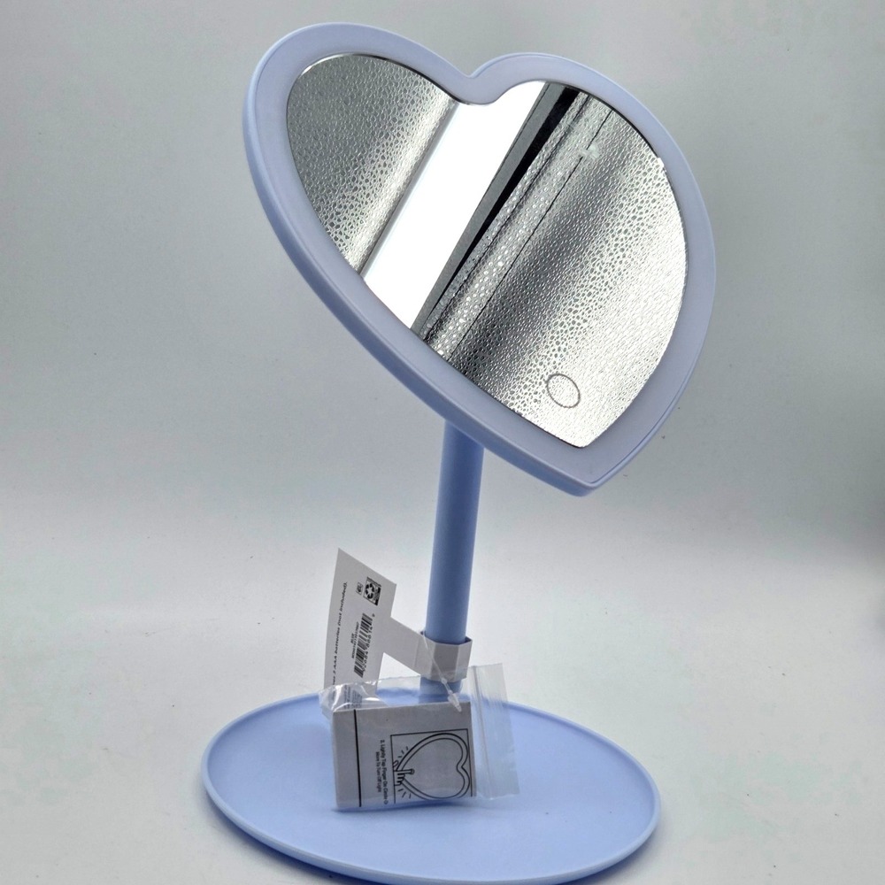 Vanity‎ Mirror, Heart-Shaped Makeup Mirror with LED Light  Adjustable  NEW